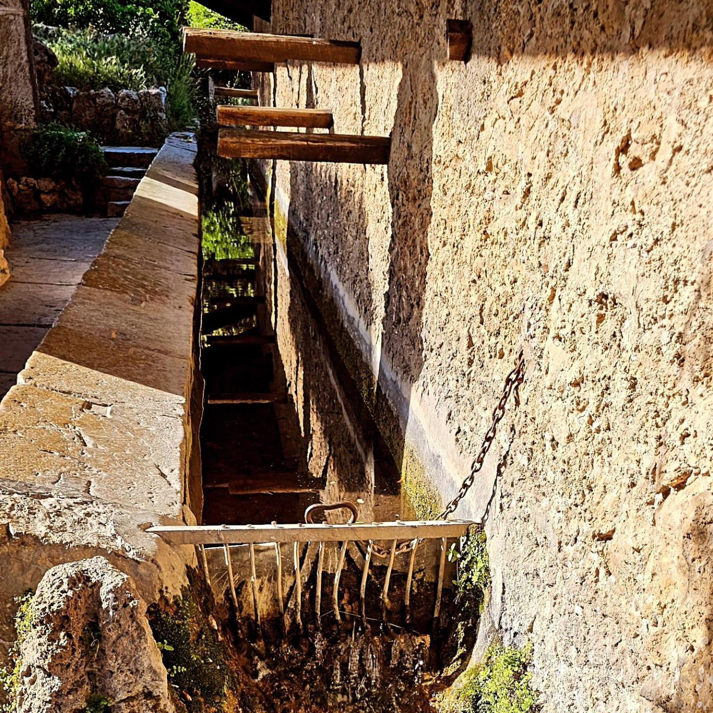 Au Coeur Du Village Provencal Tourtour Kültér fotó